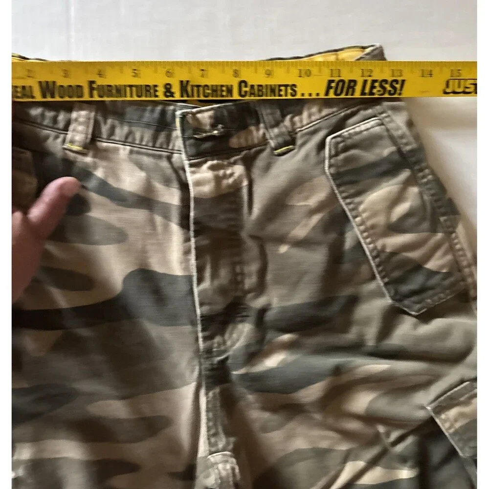 Gap Kids Camo Cargo Shorts Size 12 in excellent condition.